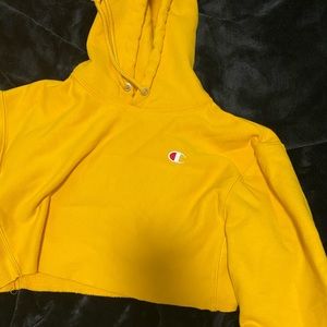 Champion crop sweater mustard